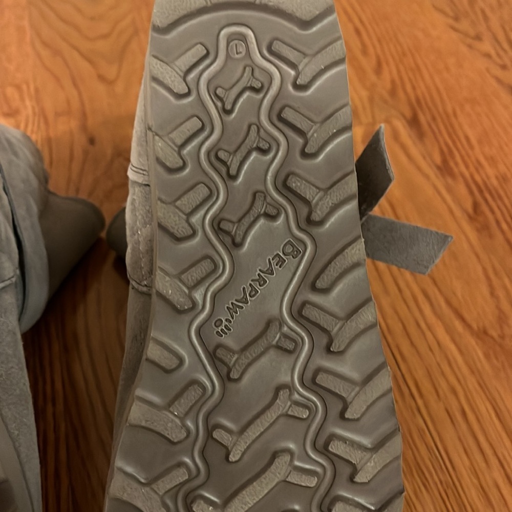 Bearpaw Gray Suede Boots size7 - Picture 5 of 6